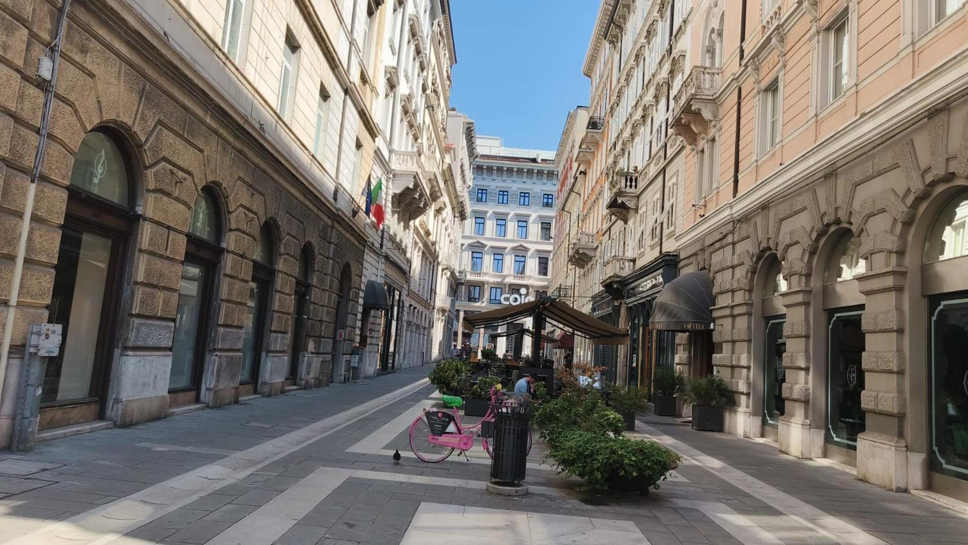 Teatro Romano Exclusive Suites Trieszt Kültér fotó